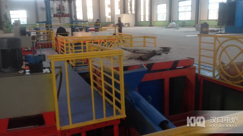 熔鋁爐和立式鋁合金淬火爐生產線